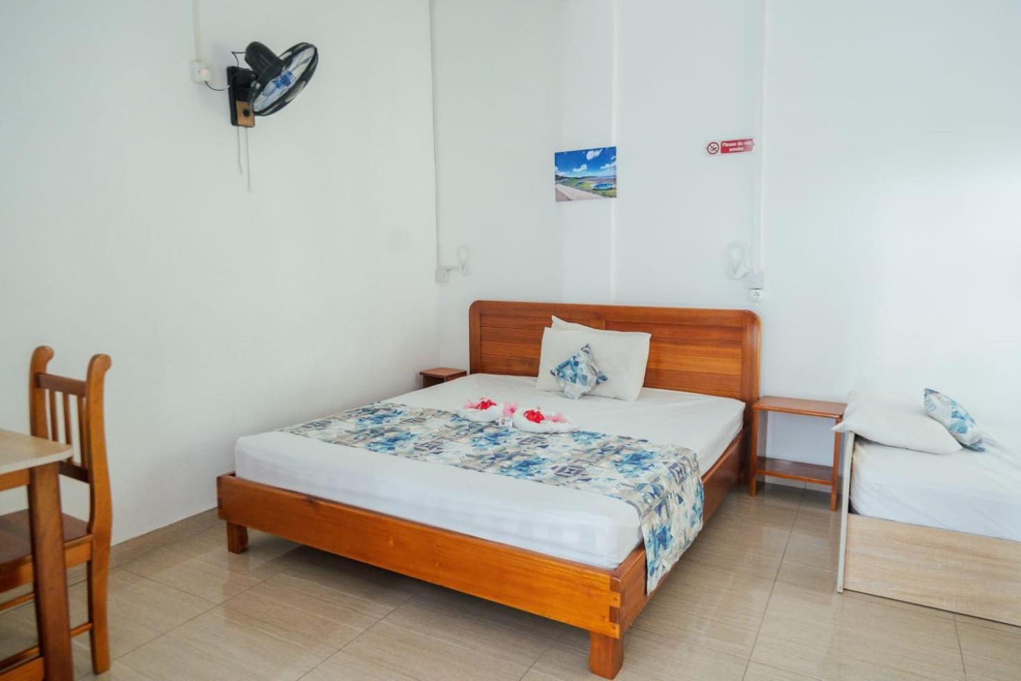 بورت ماثورين Coastal Lodge المظهر الخارجي الصورة